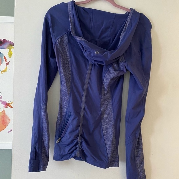 Lululemon size 6 light hoodie - Picture 3 of 13